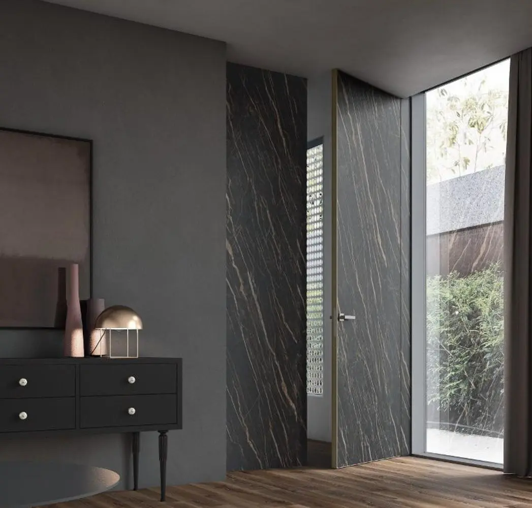 B-Line, Plana, Gres Noir Desir.