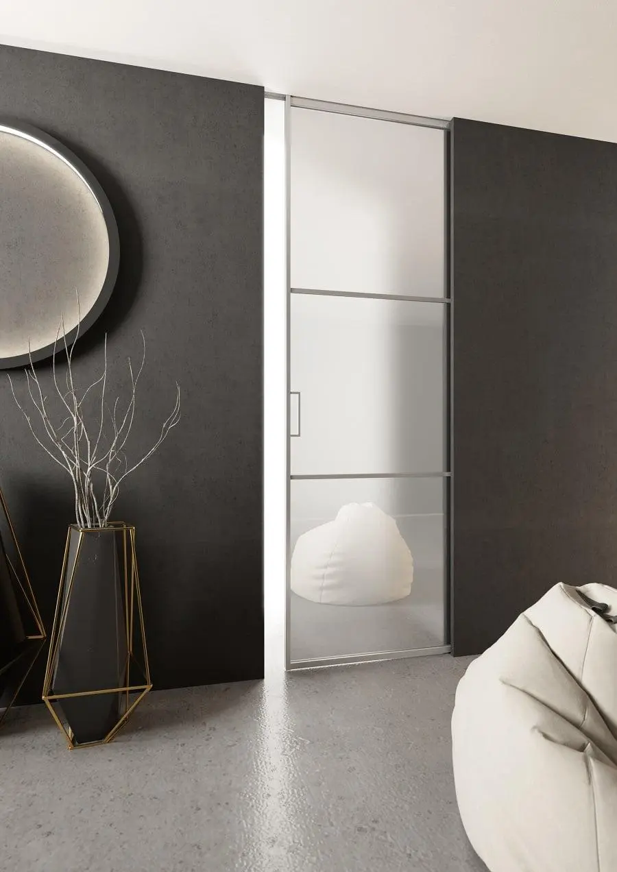 Factory T3, a scomparsa, Alluminio, vetro Supersilver satinato chiaro.