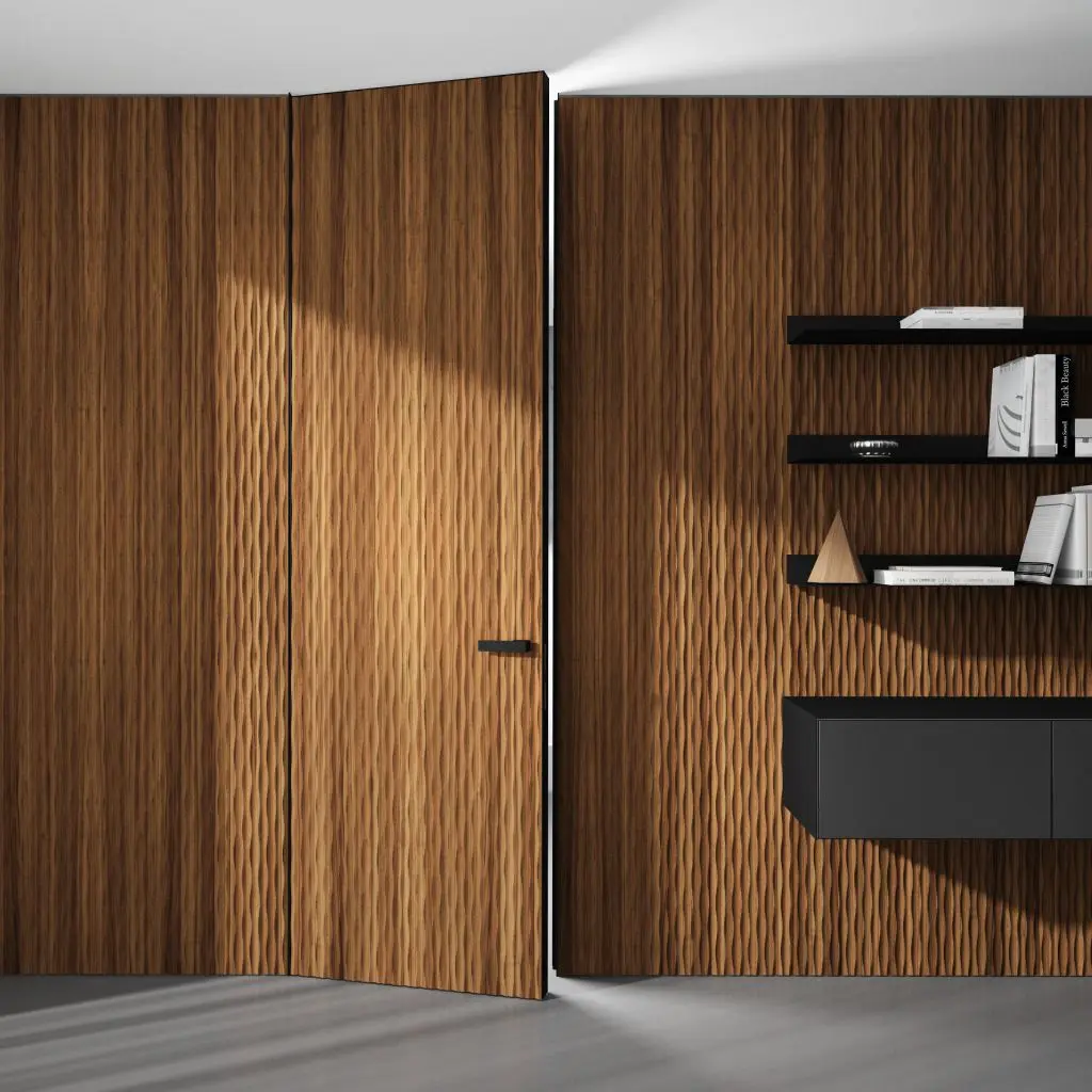 Дизайнерская дверь. Отделка Wave – волнообразная фрезеровка по слою массива ценной породы дерева