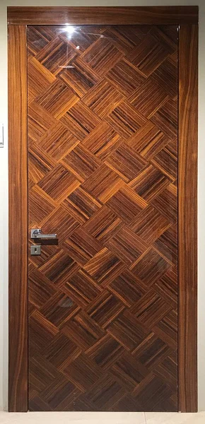 Модель GIUDETTO 1011/QQ/PW6, инженерный массив древесины, натуральный шпон, инкрустация.