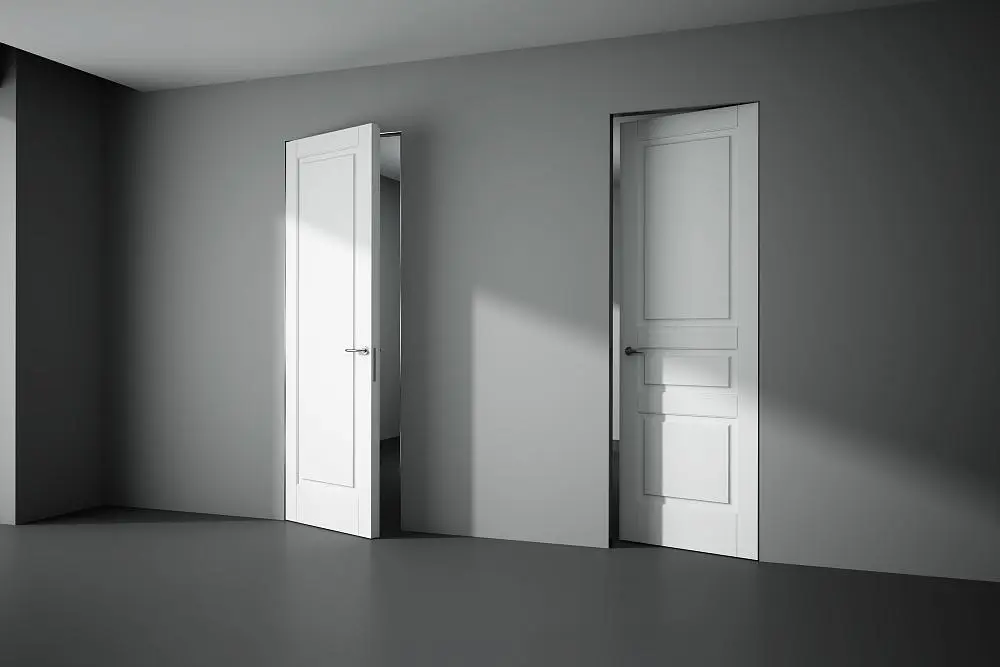 CORDA-60, матовая эмаль L01 Bianco, "скрытый" короб INVISIBLE.