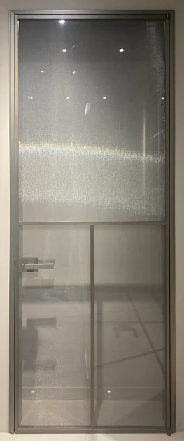 ALBED (made in Italy), CELINE. Безопасное прозрачное стекло с металлизированной сеткой, алюминиевый каркас и раскладка, короб. 80х240см.