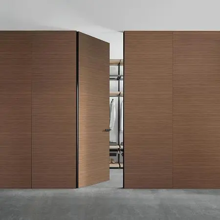 COVER, натуральный шпон V20 Noce Americano. Стеновые панели и дверь FILO-60, Alu в единой отделке.