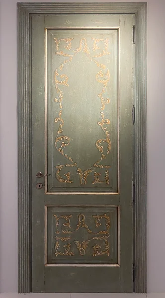Коллекция 400, модель DONATELLO. Массив древесины, декоративная матовая покраска с эффектом старины и декором ручной работы.