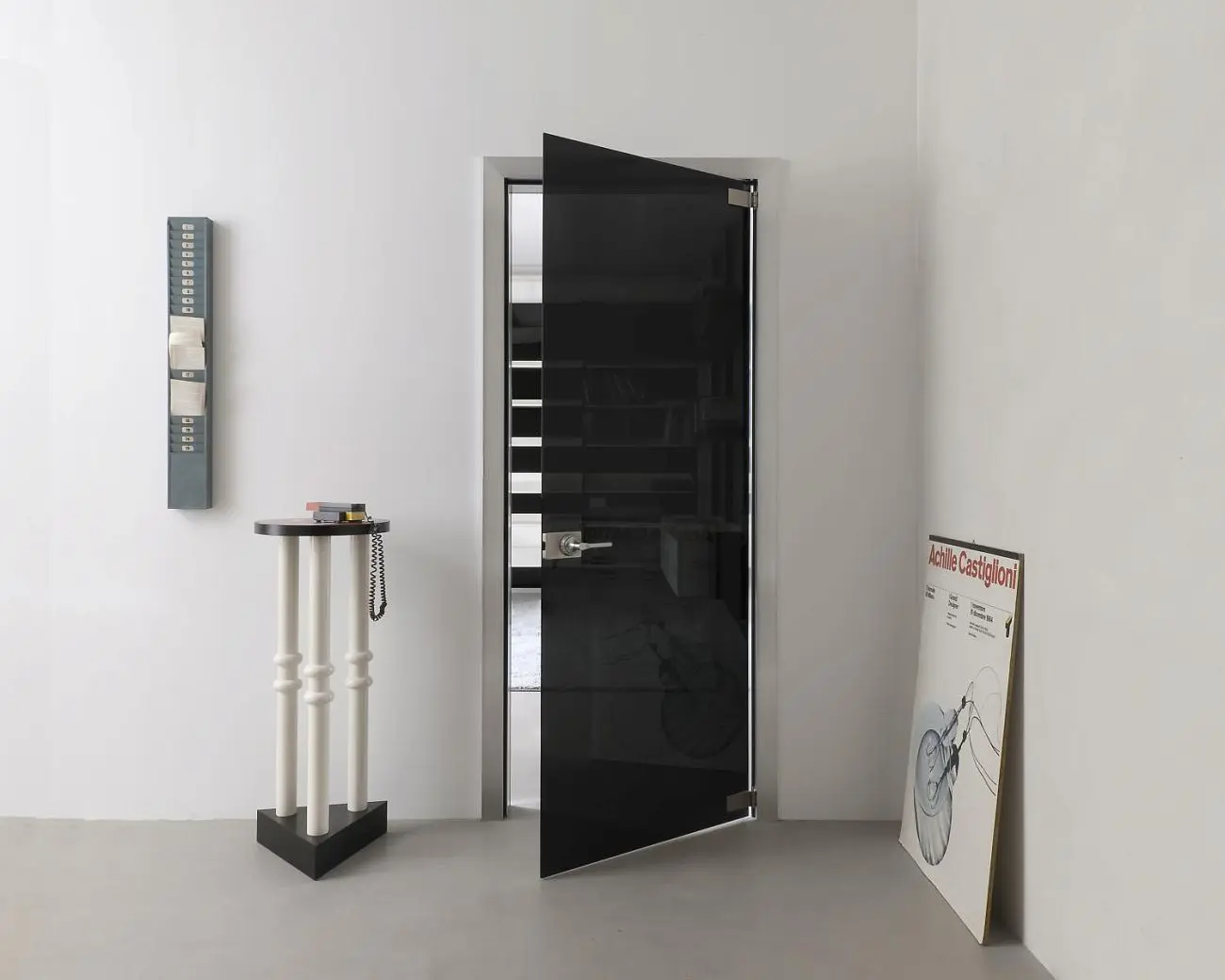 BATTCC STP45 SAIL product door dark grey glass aluminium jambs open.