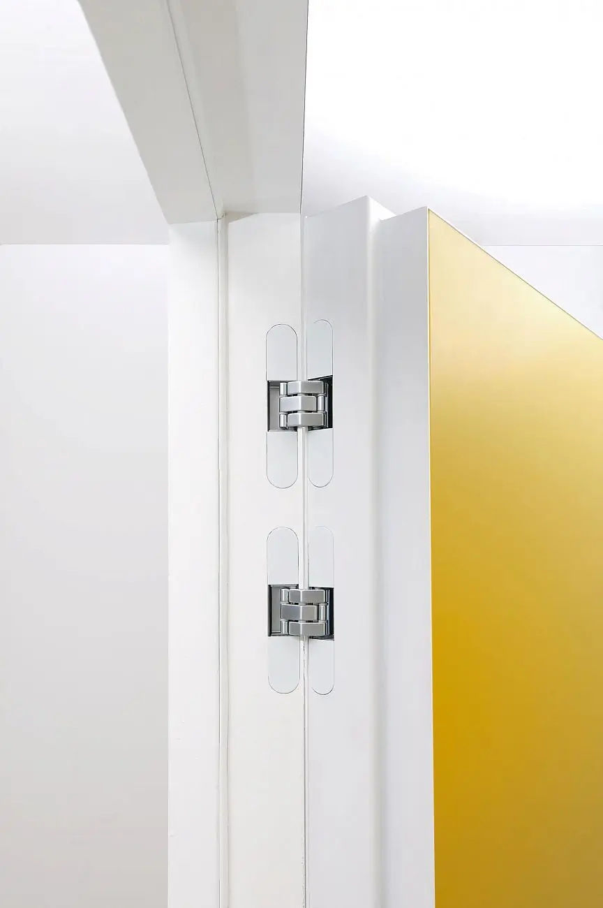 BATTFIL FILAMBLATI INTEGRA product door glass detail hinges.