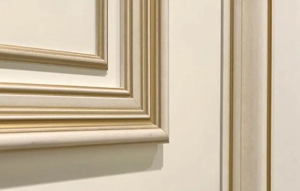 PRIMA, модель P, матовая эмаль L01 Bianco. Фрагмент двери.