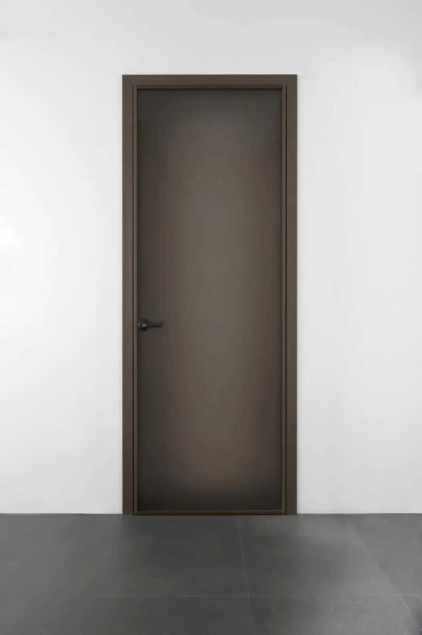 BATTCC STP45 BEAT product door wood profile frosted bronze glass close.
