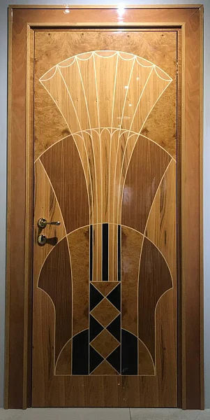 Модель CRYSLER BULDING 1934/QQ, инженерный массив древесины, натуральный шпон, инкрустация. Вид со стороны открывания.