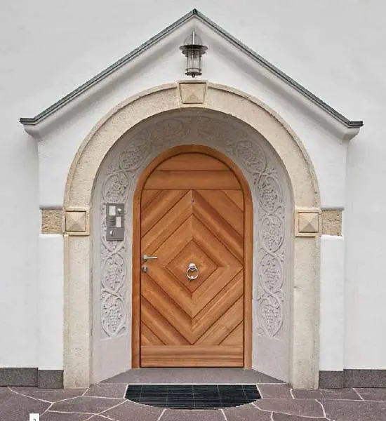 Входная деревянная дверь Tradizionali CasaClima