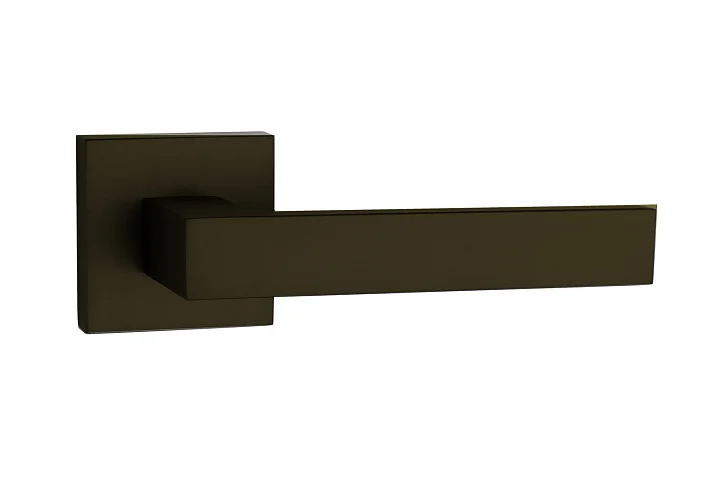 Дверная ручка, модель SQUARE Q в тёмно-коричневом цвете.