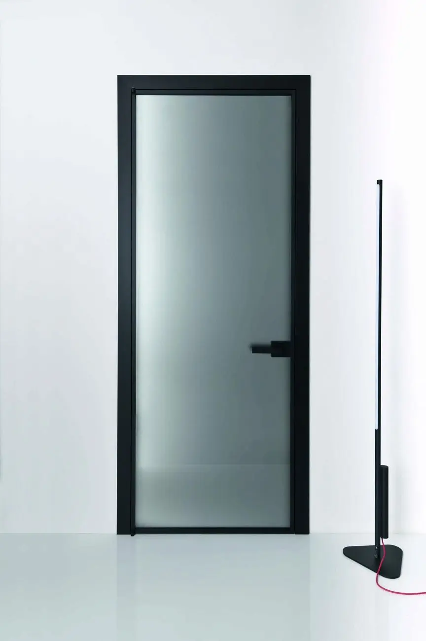 BATTCC STP45 PRIMA product door black profile frosted fume glass.