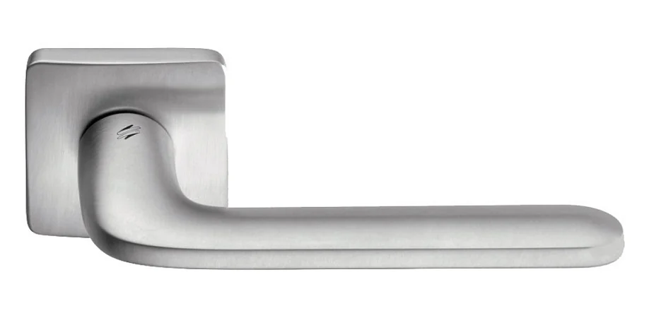 ROBOQUATTRO "S", в отделке Cromat.