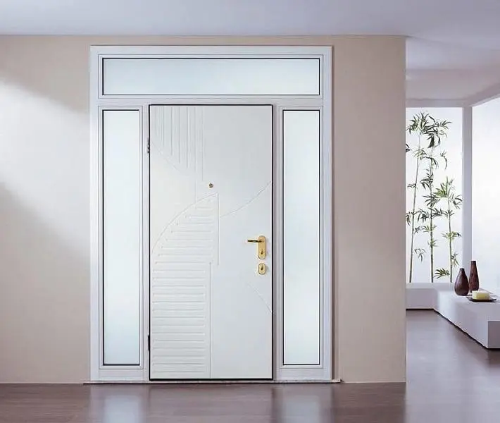 Входная дверь 